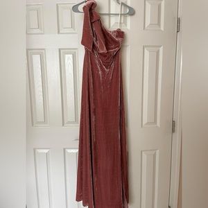 Beautiful, one shoulder, velvet dress. Gorgeous dusty rose color. Brand new.